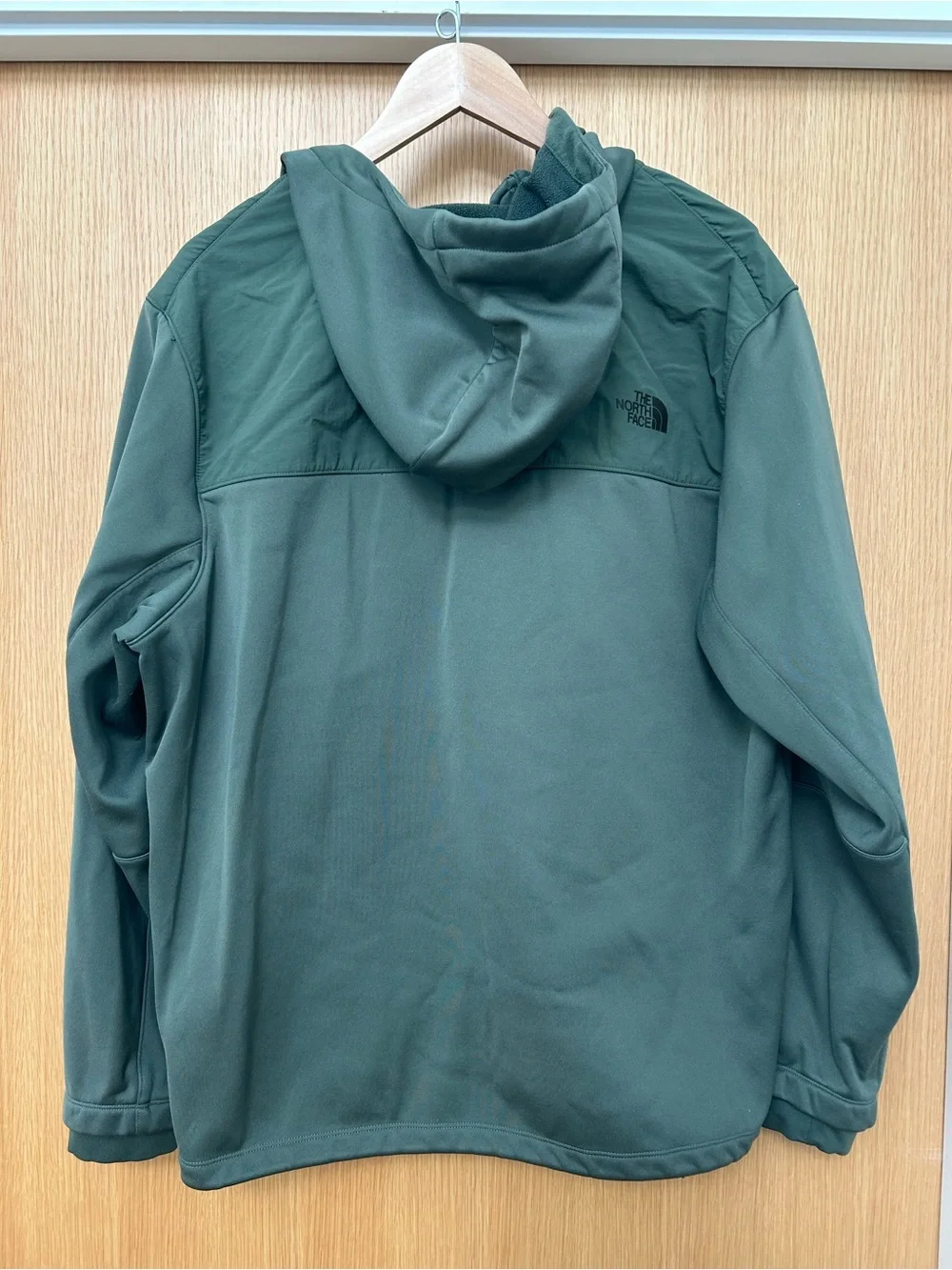The North Face Men’s XL Apex Quester Hoodie - Olive Green